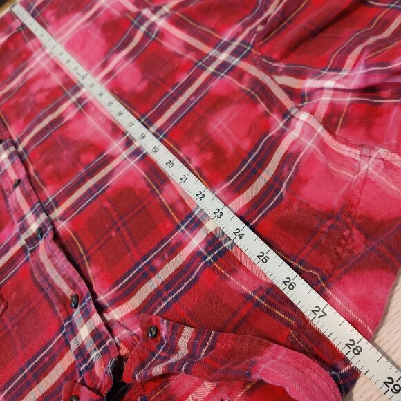 URBNVTG Mens Jakke Patch Flannel Size XL Red Upcycled OOAK 90s Grunge Acid Wash - Picture 14 of 16